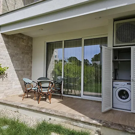 Daire Pinegrove Dıraç